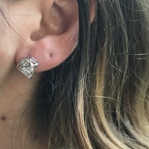 Earrings Joze Diamond set by One zirconium in silver – Boucles d’oreilles Joze Diamond en argent