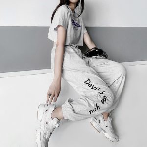 Jogging gris – Devil beside you