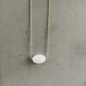 Collier Quartz rose ovale en plaque or jaune – Joze Paris