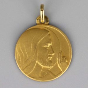 Médaille de baptême Christ bénissant en Or jaune 18 carats