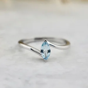 Bague Aqua en or 14K et topaze