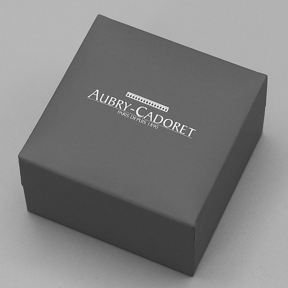 Médaille de baptême Croix de Malte ajourée en Or jaune 18 carats – Image 2