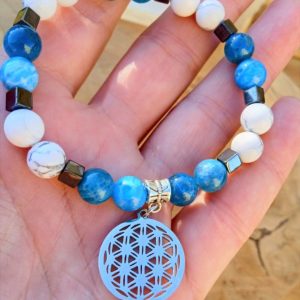 Bracelet pour hypersensible en howlite, apatite bleue et hématite Femme – Bijou énergétique