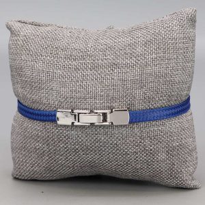 Bracelet homme acier rhodié brillant et synthétique plat bleu