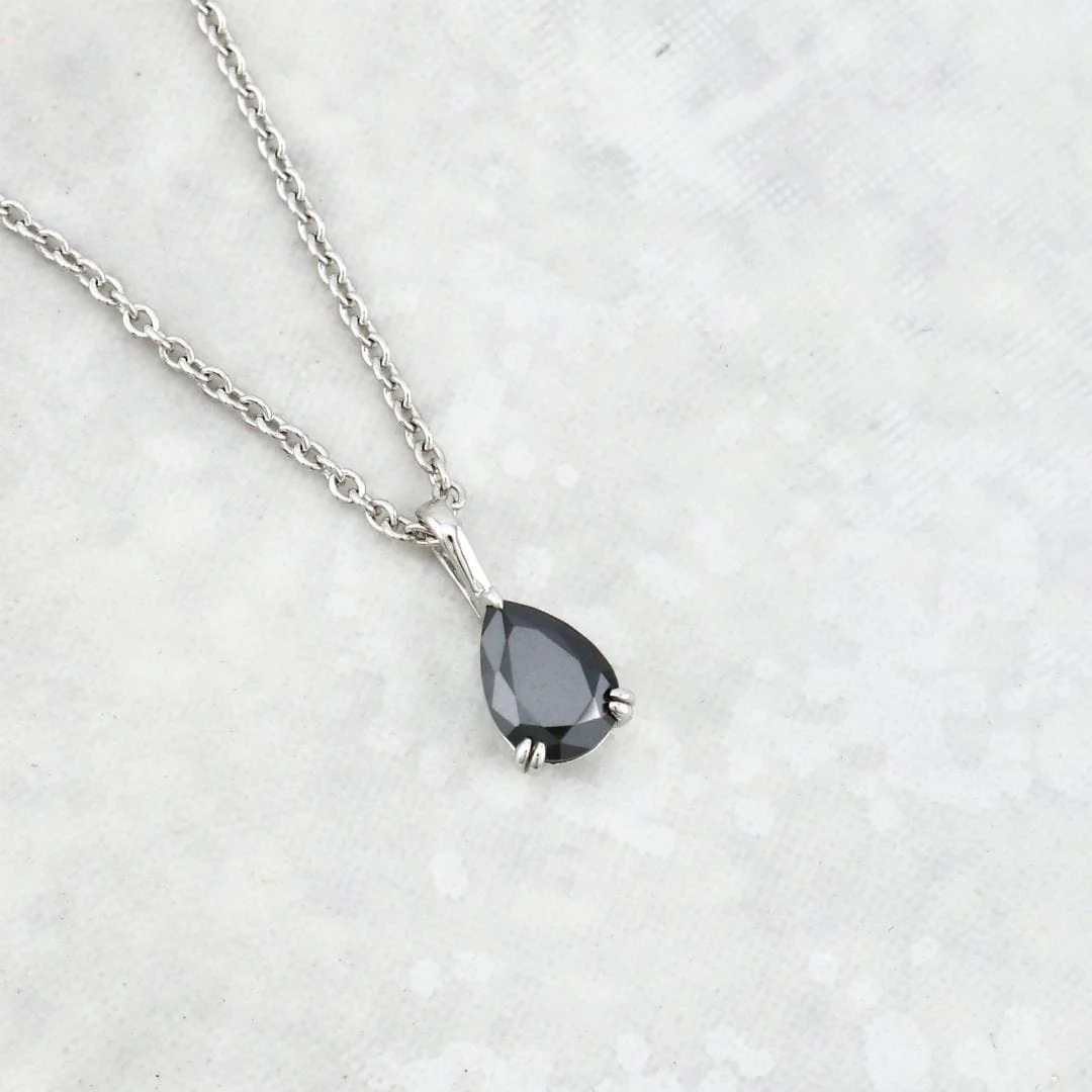 Collier Moissanite noire en or 10K - 14K - 18K ou platine
