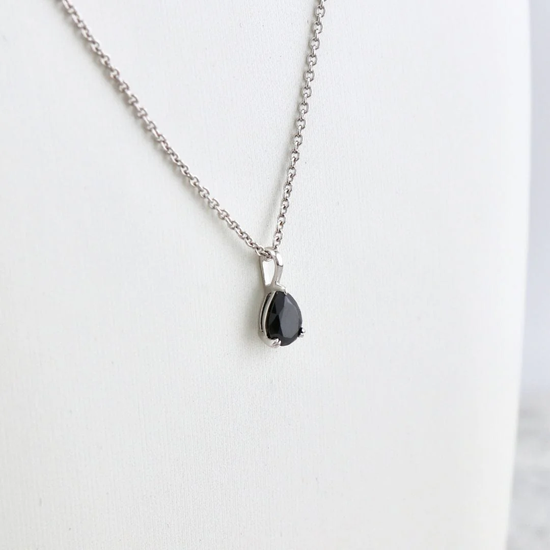 Collier Moissanite noire en or 10K - 14K - 18K ou platine – Image 4