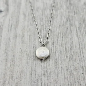 Collier Pleine Lune en acier et perle