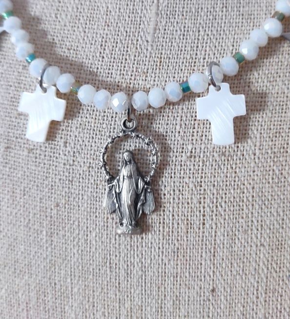 Collier Vierge Marie création originale croix étoiles _ Bijou spirituel chrétien – Image 2