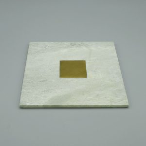 Dessous de plat carré en pierre naturelle et insert Laiton