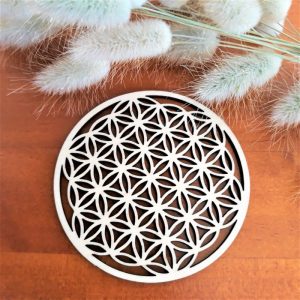 Fleur de vie bois harmonisante et protectrice pour vos bijoux et votre habitat