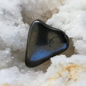 Shungite, pierre roulée