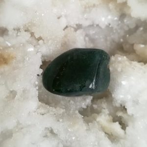 Agate Mousse, pierre roulée