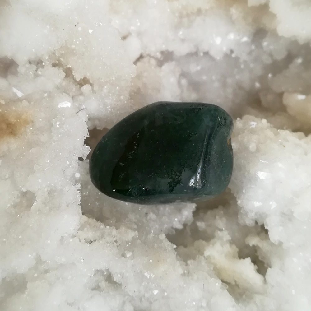 Agate Mousse, pierre roulée