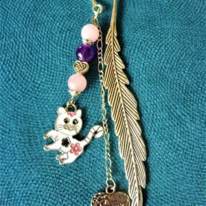 Marque page chat blanc avec améthyste et quartz rose – Fait main