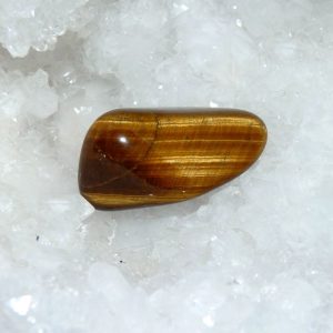 Oeil de tigre, pierre roulée